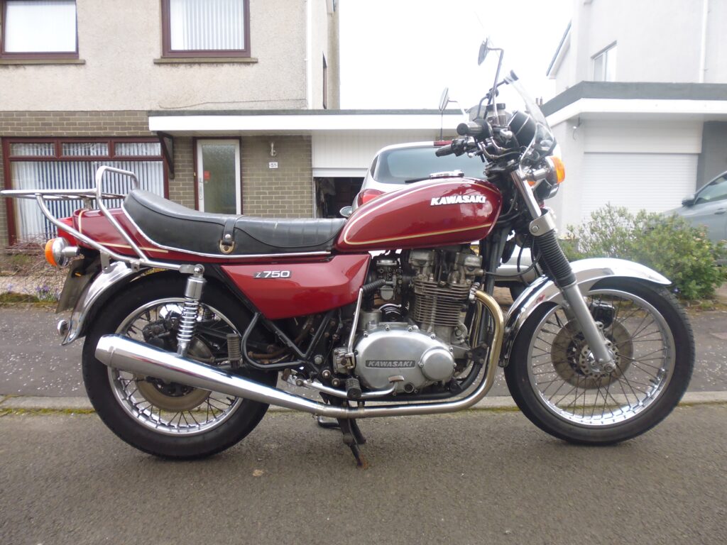 びび 1976 Kawasaki Z750B - HandH