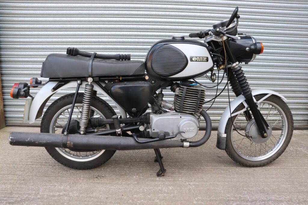 muku77ページ 1977 MZ 250 Supa 5 - HandH