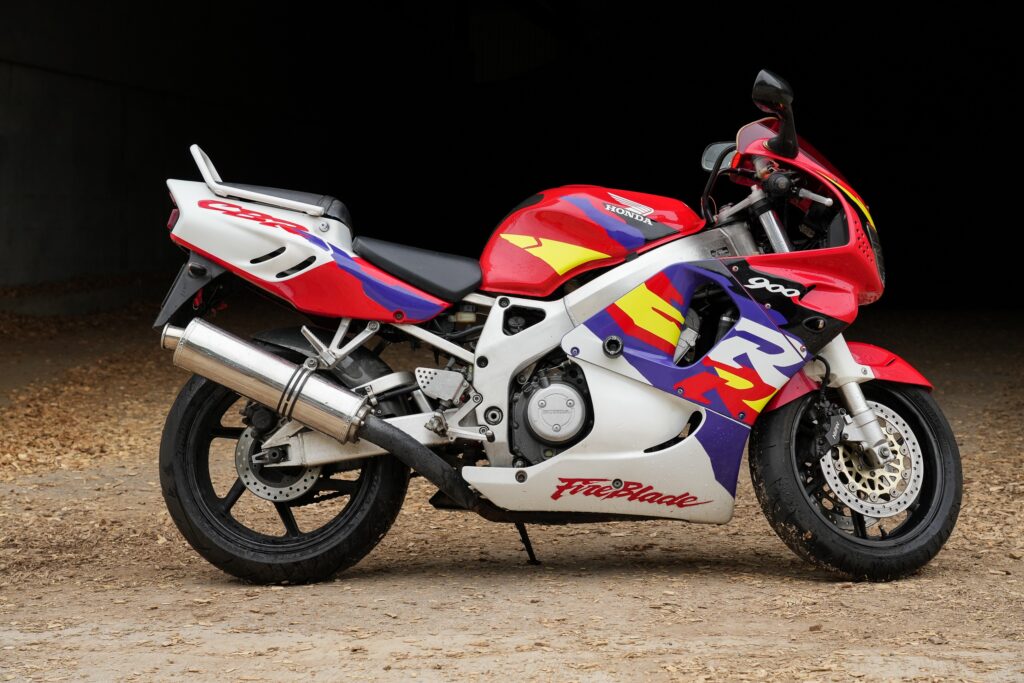 1996 Honda CBR900RR 'Fireblade' - HandH