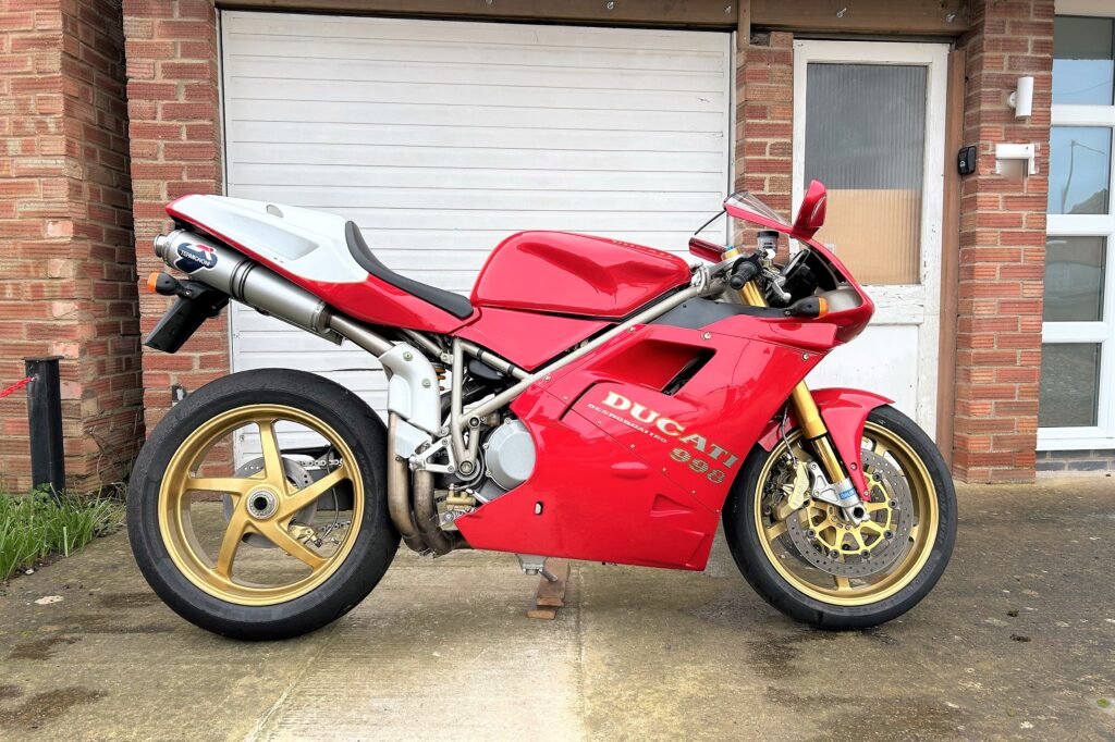 2002 Ducati 998S - HandH